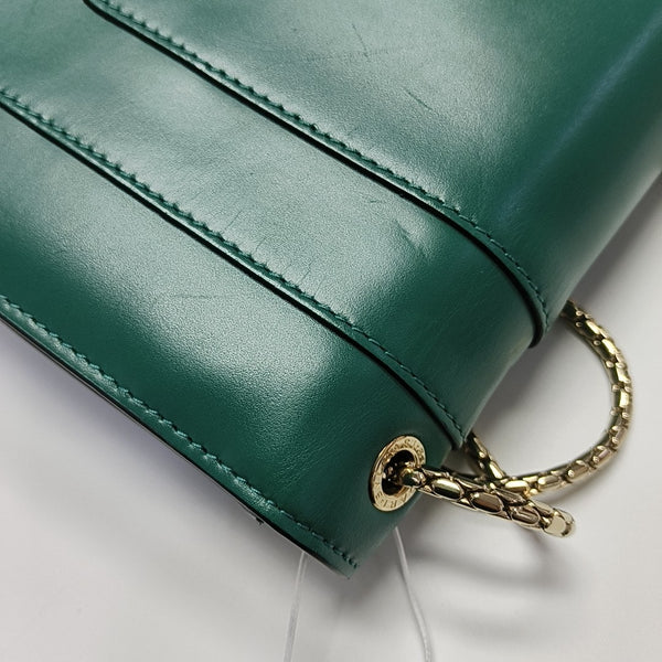 SERPENTI FOREVER Medium Calfskin Green