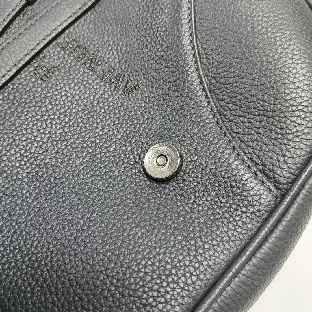 Saddle Medium Calfskin Gray
