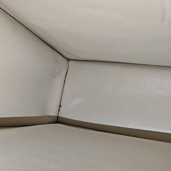 30 Montaigne Calfskin White