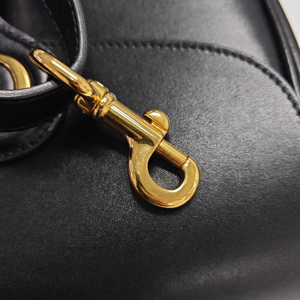 Bobby Medium Calfskin Black