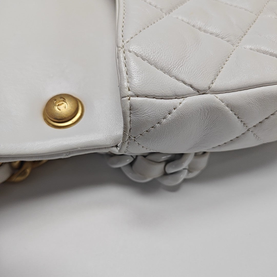 CLASSIC FLAP Mini Quilted Lambskin White