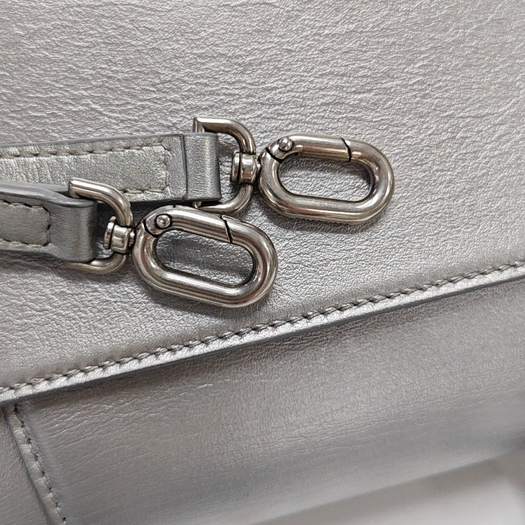 Hourglass S Calfskin Silver