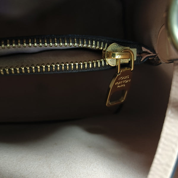 NÉONOÉ MM Damier Ebene Coated Canvas Brown