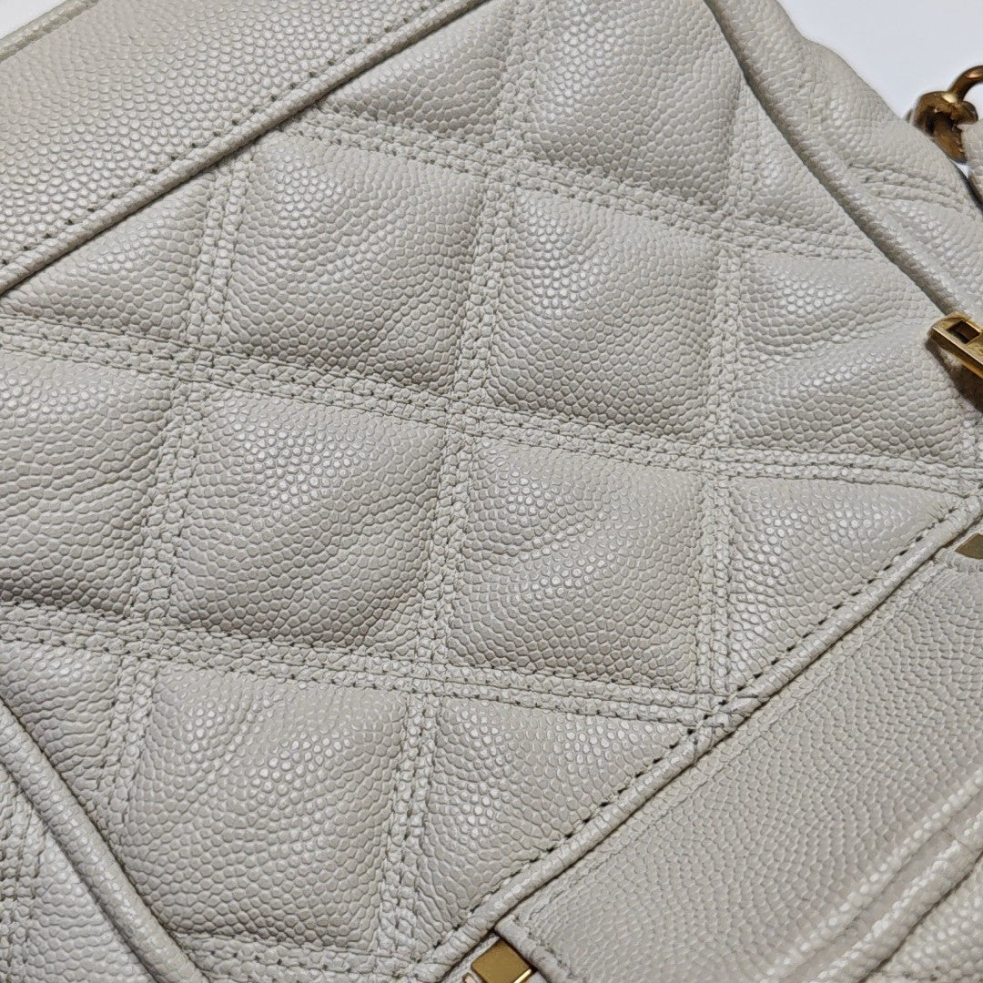 80'S VANITY Quilted Calfskin White