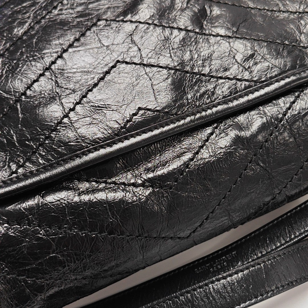 NIKI Medium Chevron Calfskin Black