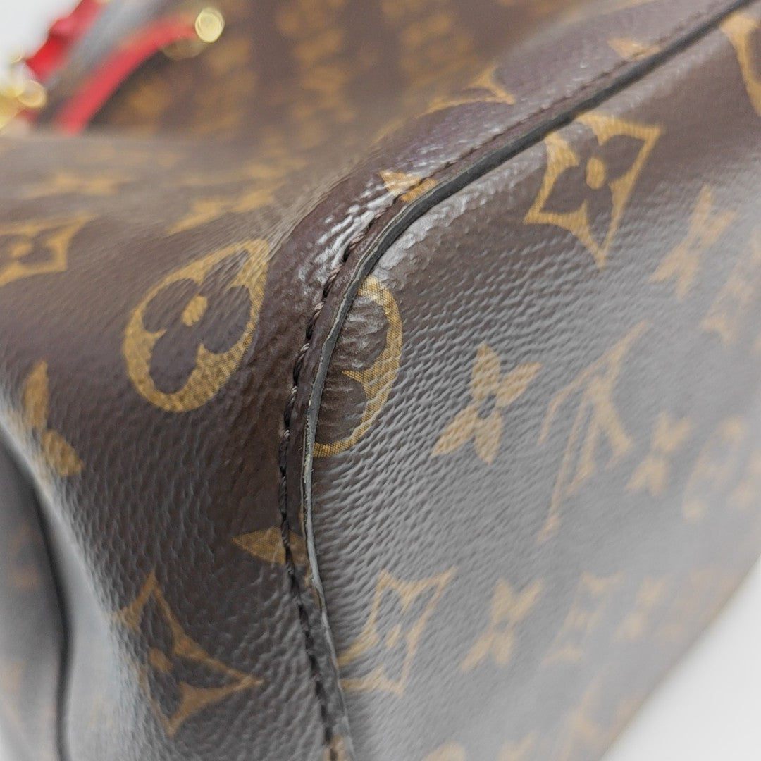 NÉONOÉ MM Monogram Coated Canvas Brown