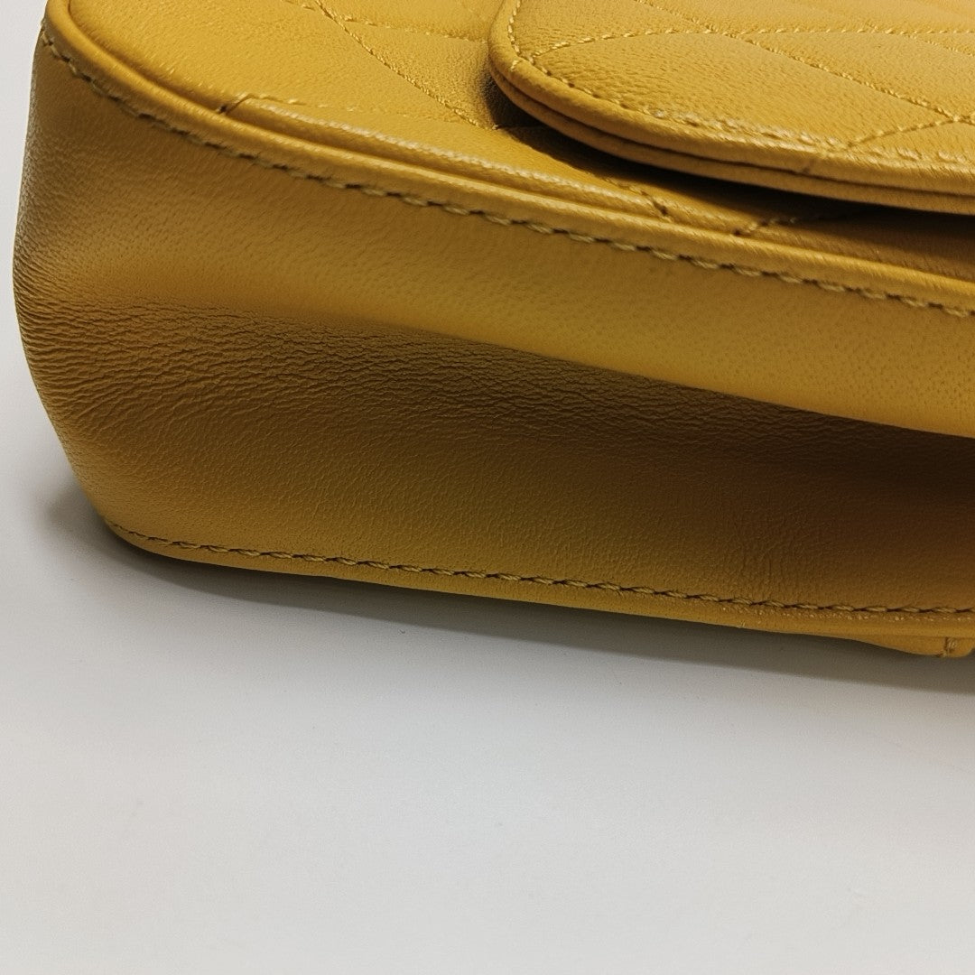 CHAIN INFINITY TOP HANDLE Quilted Lambskin Yellow