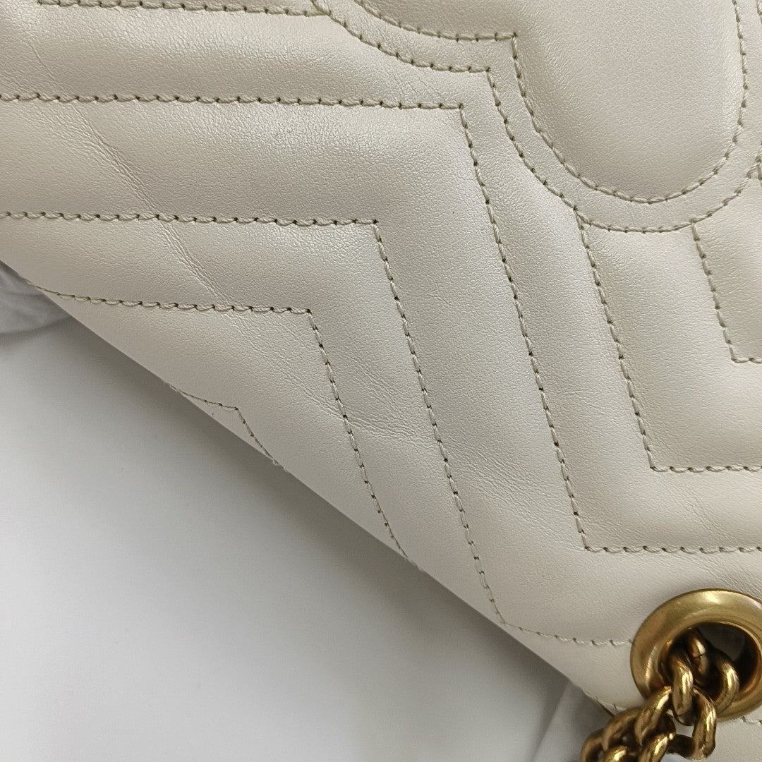 GG Marmont Medium Quilted Calfskin White