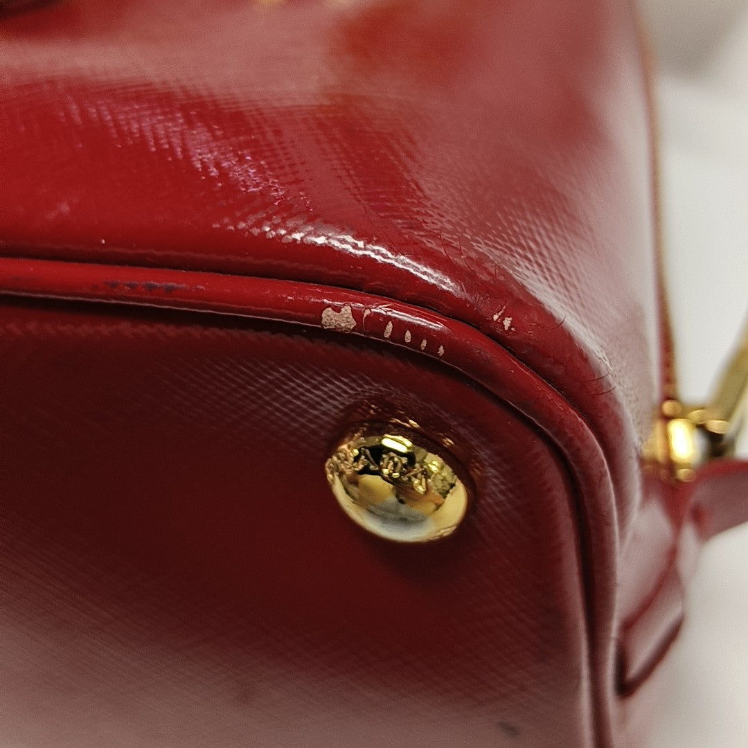 Promenade Small Saffiano Calfskin Red