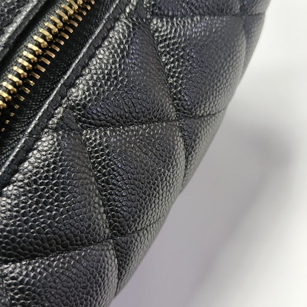 HOBO Quilted Grained Calfskin Black
