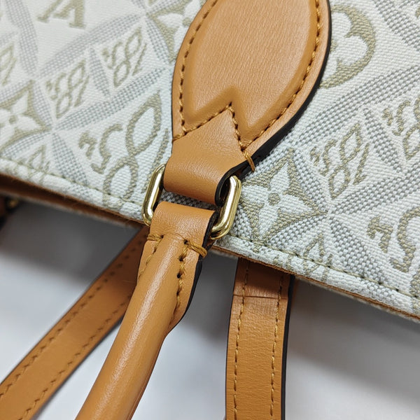 ONTHEGO MM Fabric White