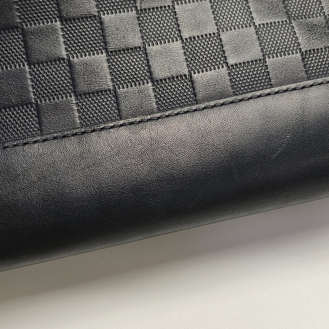 AVENUE Damier Calfskin Blue