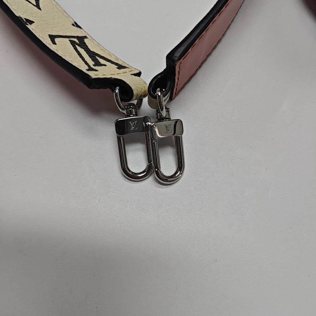 ALMA BB Monogram Patent Leather Pink