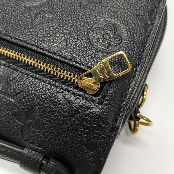 MÉTIS EAST WEST Monogram Calfskin Black