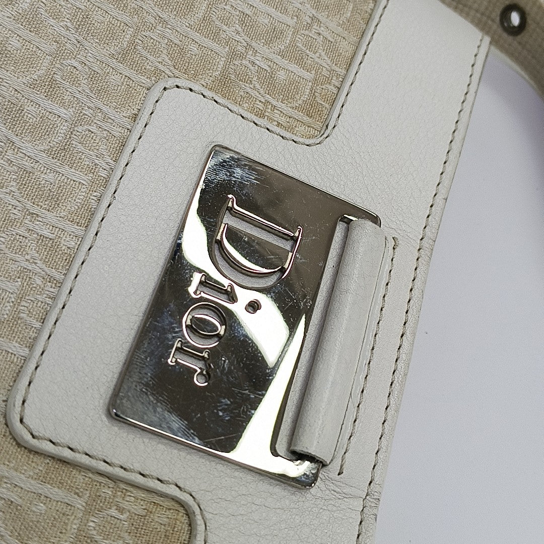 Street Chic Canvas Beige