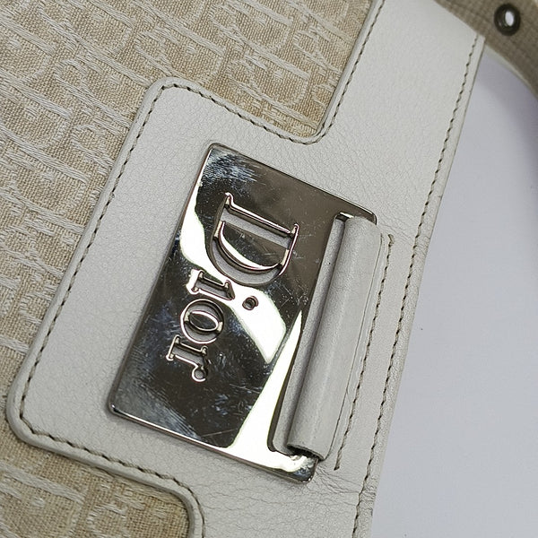 Street Chic Canvas Beige