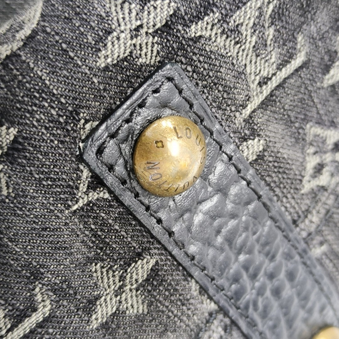 NEO CABBY Monogram Canvas Black