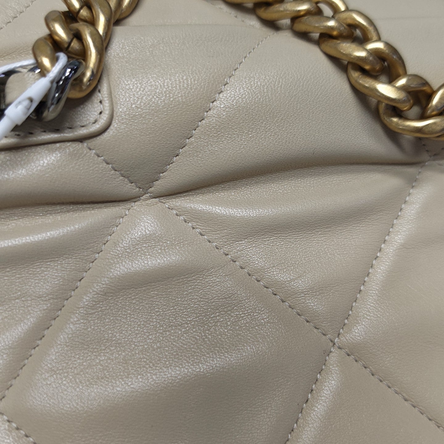 CHANEL 19 WOC Quilted Lambskin Beige