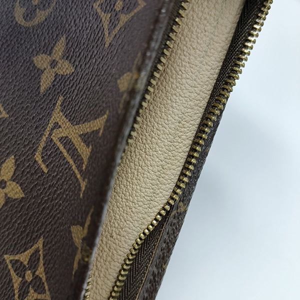 TOILET POCKET 26 Monogram Coated Canvas Brown