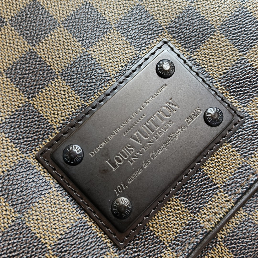 BROOKLYN PM Damier Ebene Coated Canvas Brown