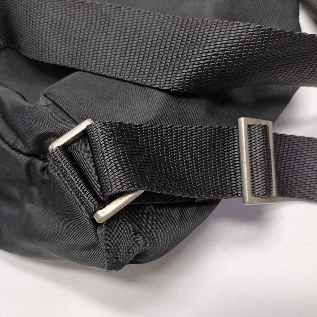 Vela Small Nylon Black