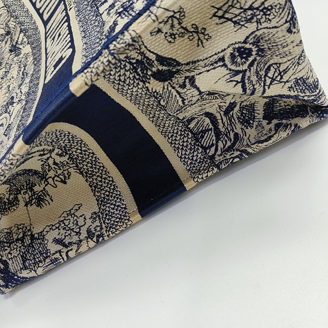 Book Tote Medium Canvas Blue