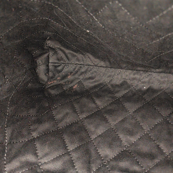CHANEL 22 Small Quilted Calfskin Black