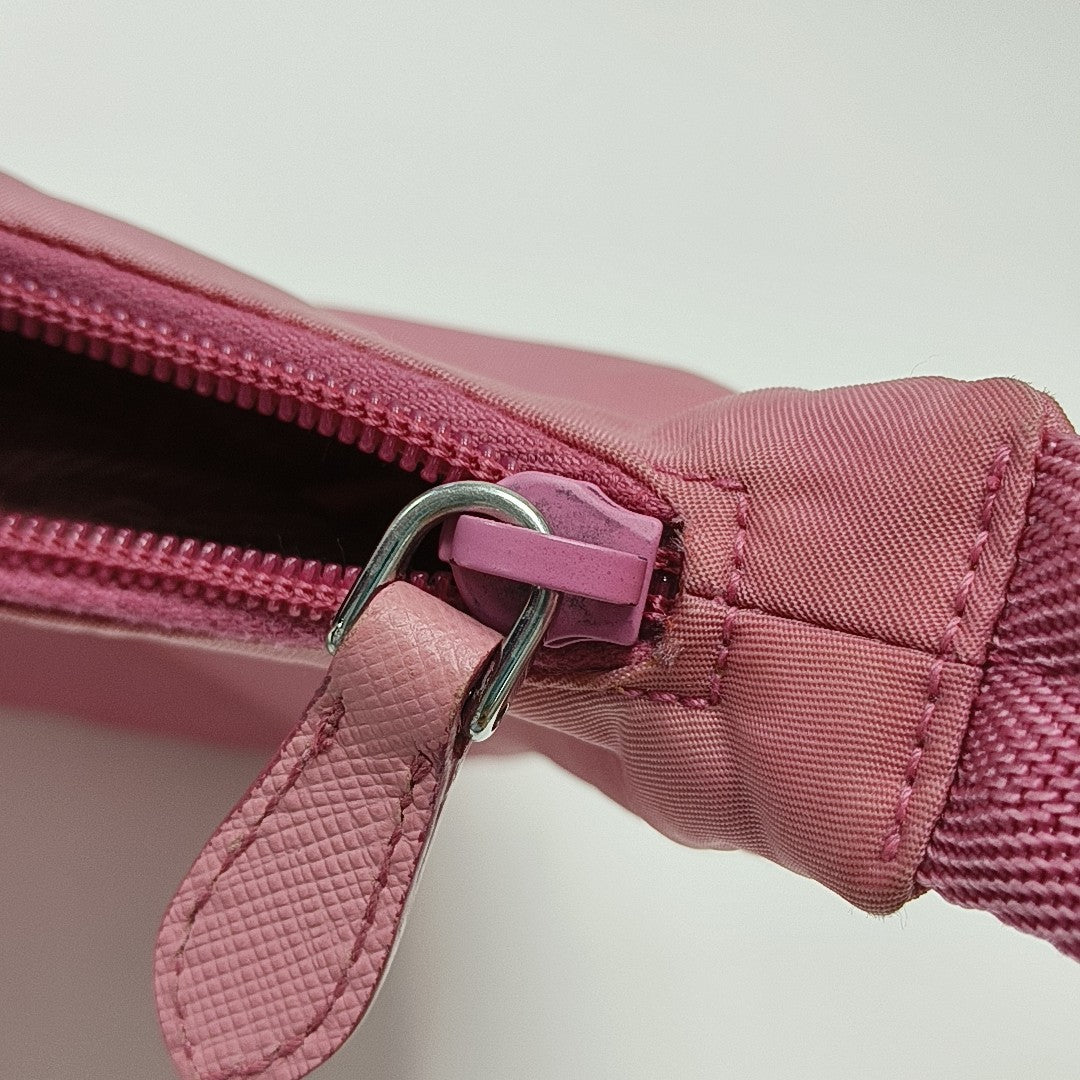 Re-Edition2000 Mini Nylon Red