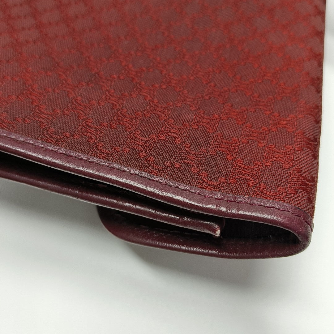 Canvas Red