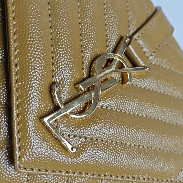 ENVELOPE Medium Quilted Calfskin Brown