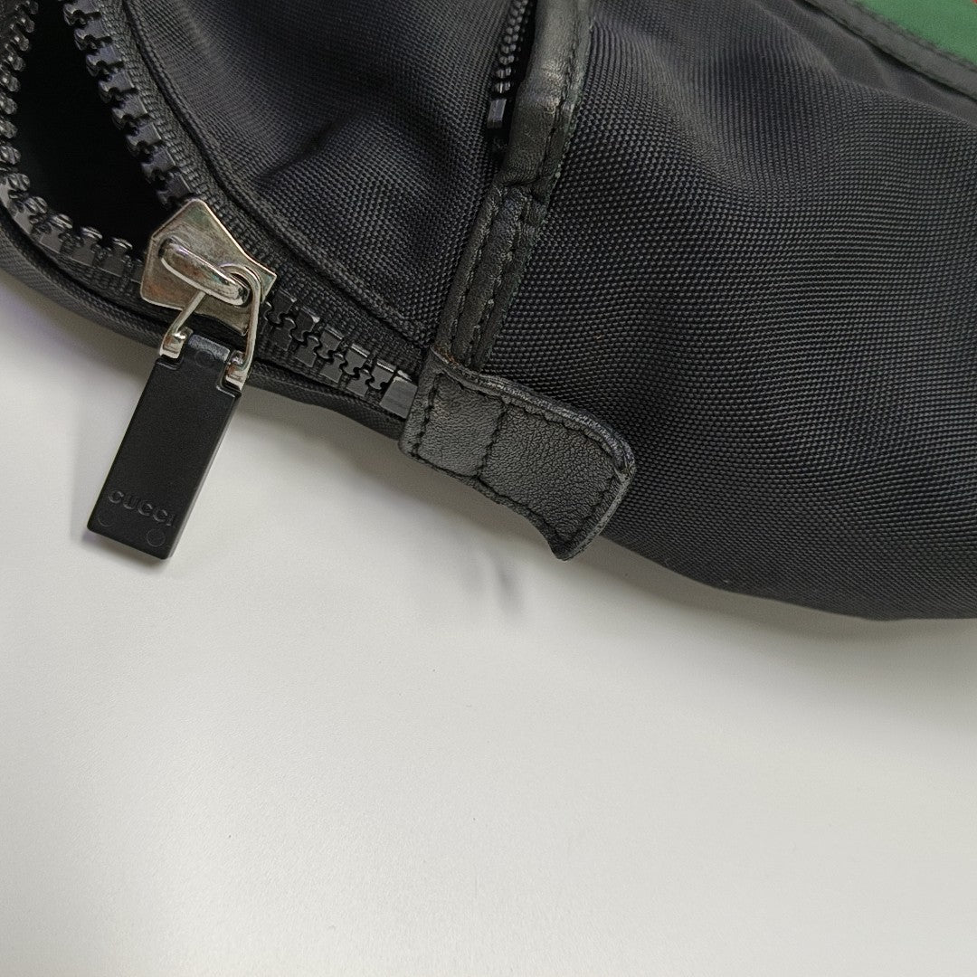 Signature Canvas Black