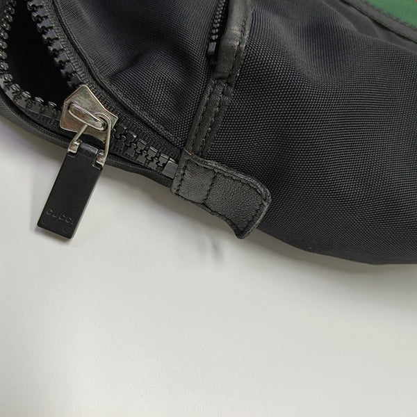 Signature Canvas Black