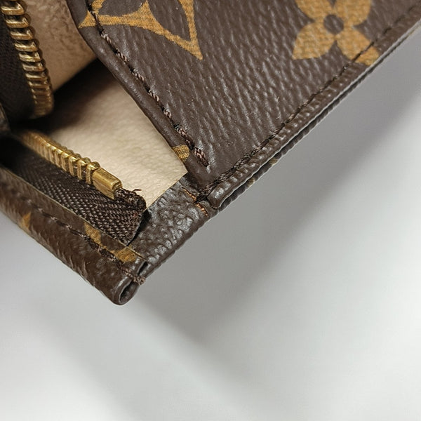 TOILET POCKET 26 Monogram Coated Canvas Brown