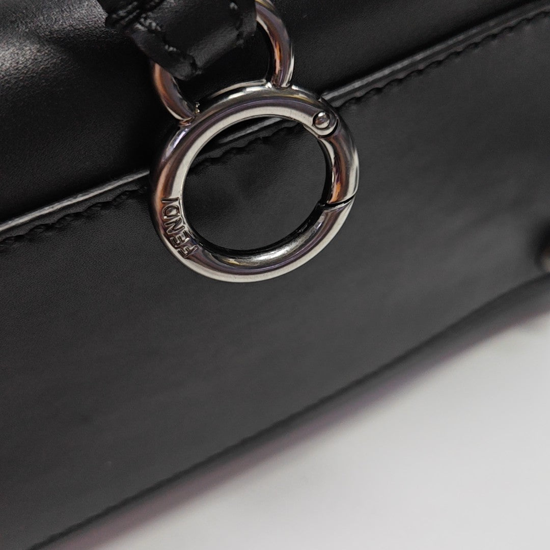 Peekaboo Medium Calfskin Black