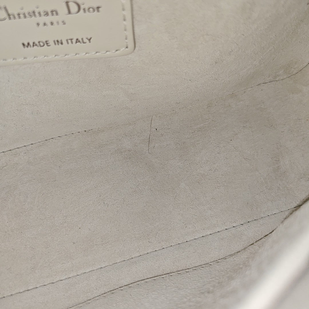 Authenticated pre-owned  Diorcamp Small Cannage Calfskin White - Shoulder Bag at Looply