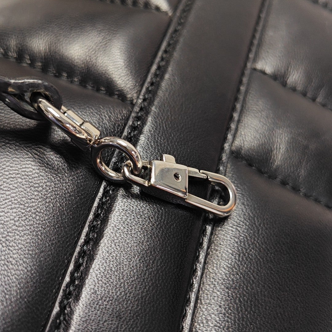 Horsebit Chain Medium Quilted Lambskin Black