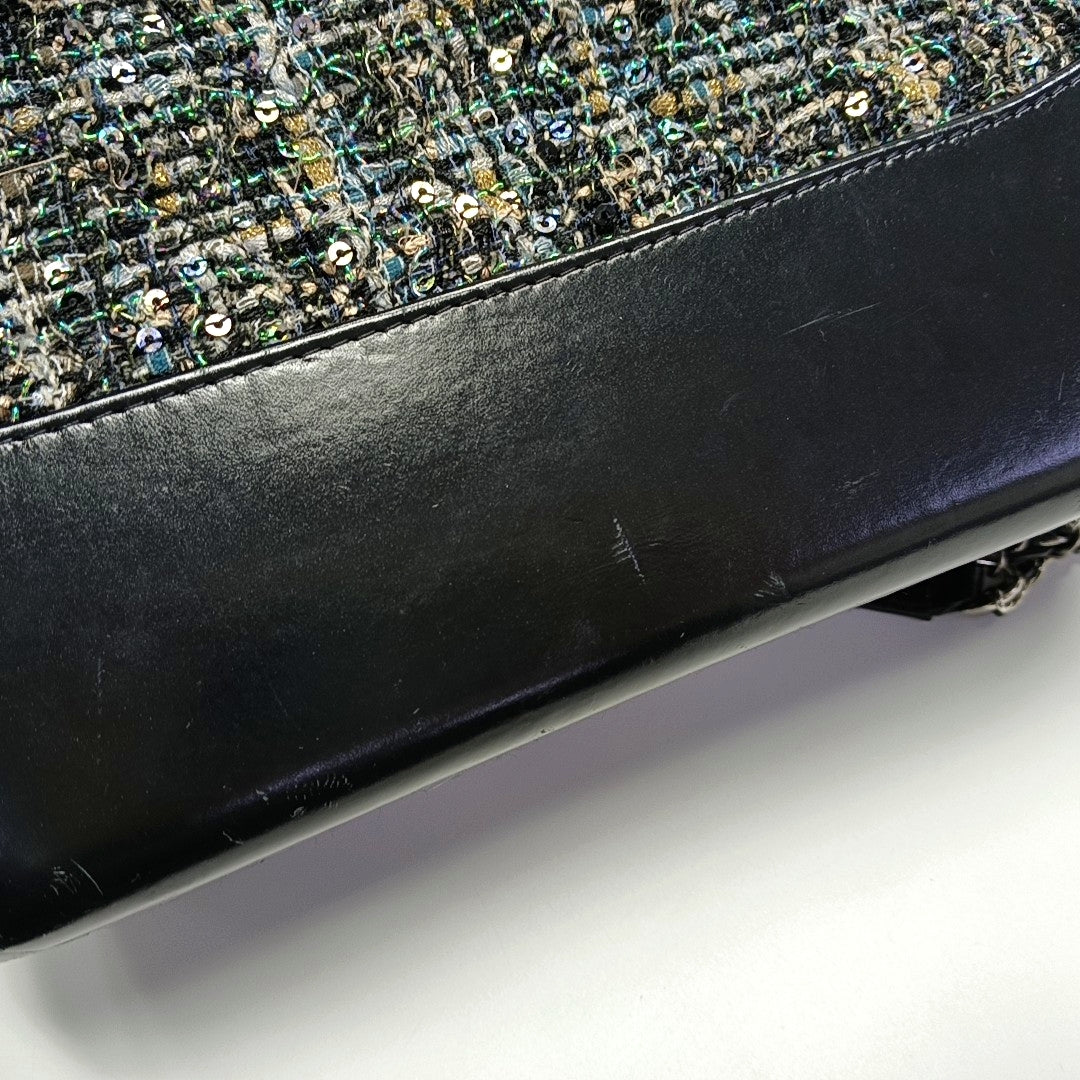 GABRIELLE Medium Quilted Wool Blue