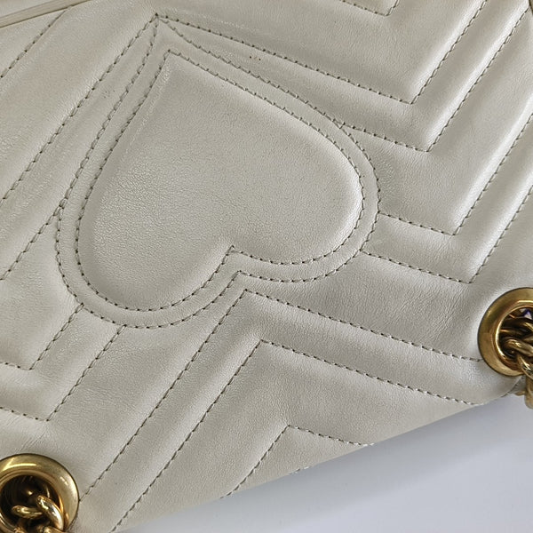 GG Marmont Small Quilted Calfskin White