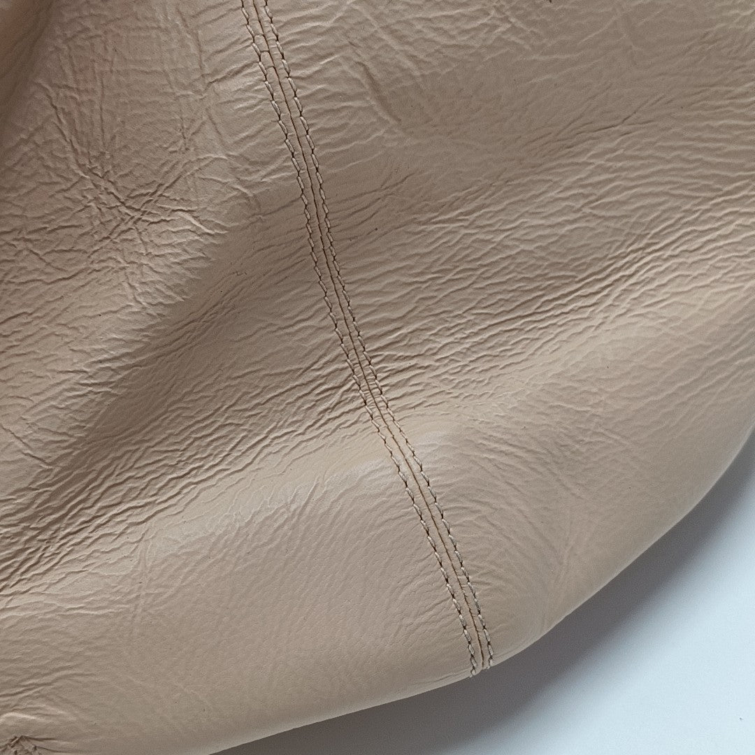 Pompon Bag Calfskin Pink