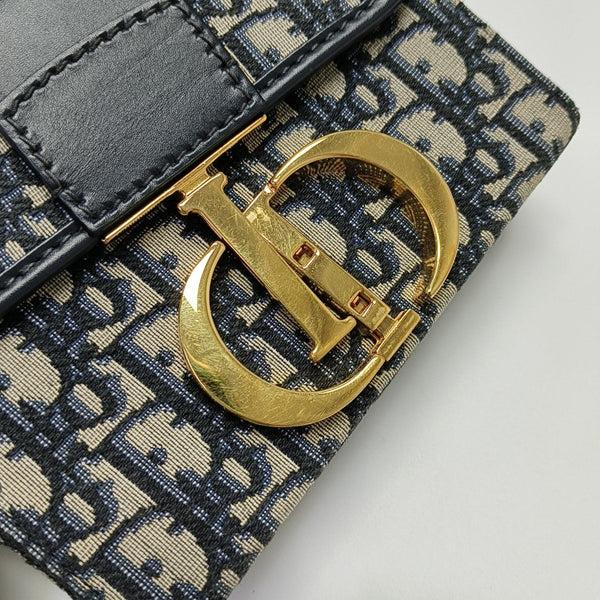 30 Montaigne Mini Oblique Canvas Blue