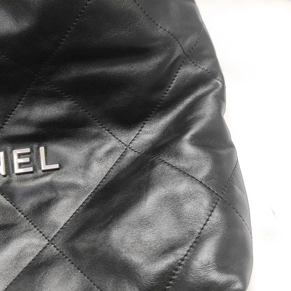 CHANEL 22 Small Quilted Calfskin Black