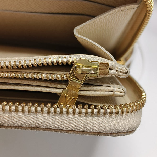ZIPPY Damier Azur Coated Canvas White Wallet