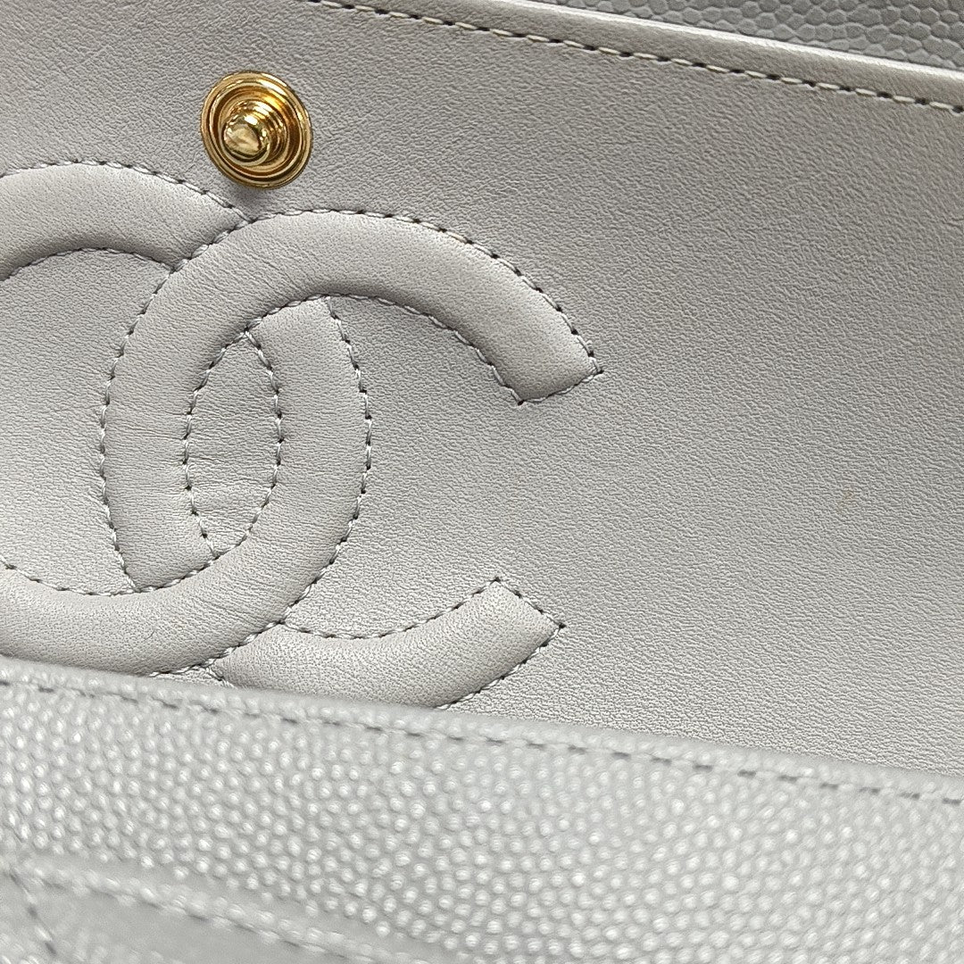 CLASSIC FLAP Small Quilted Grained Calfskin Gray