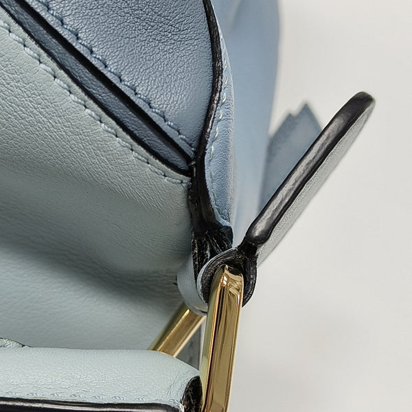 Puzzle Medium Calfskin Blue