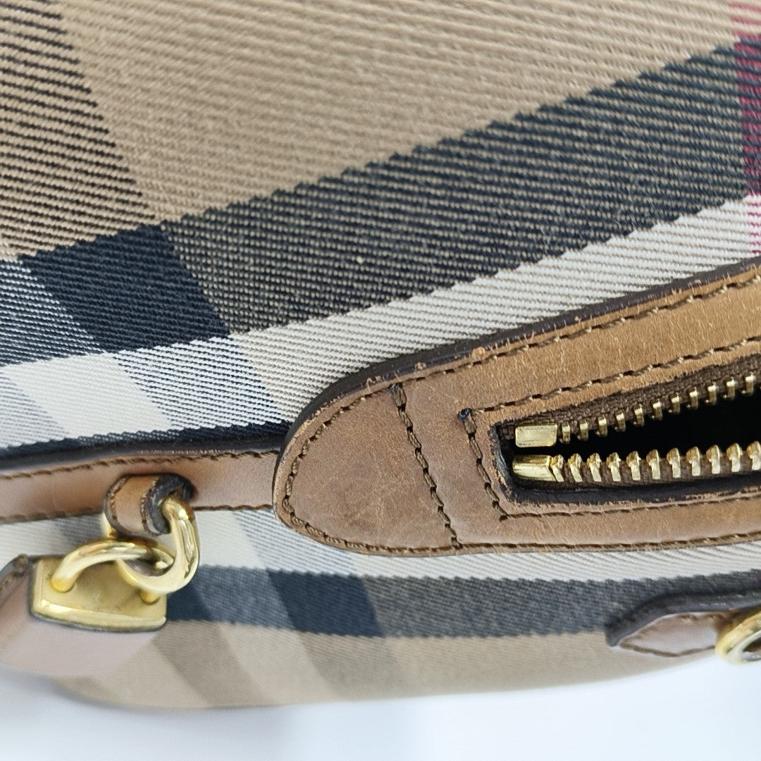 Alchester Canvas Beige