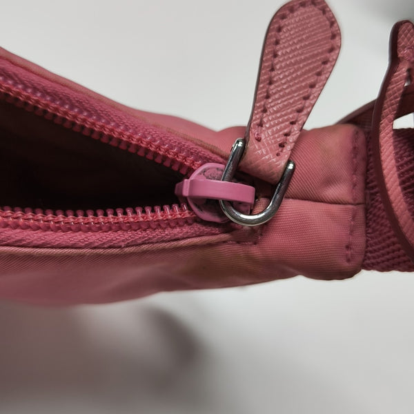 Re-Edition2000 Mini Nylon Red