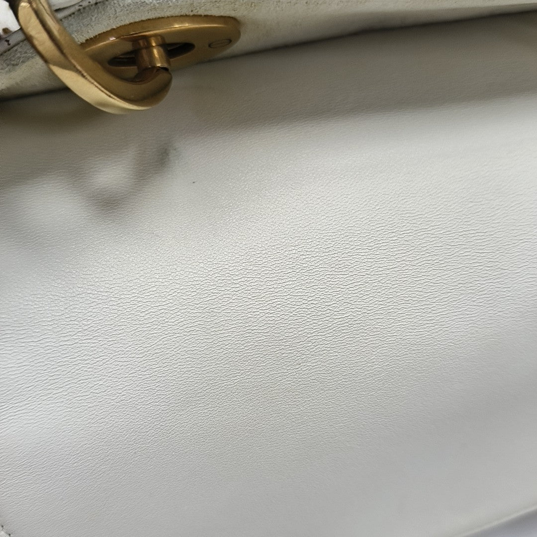 Lady Dior Medium Lambskin White
