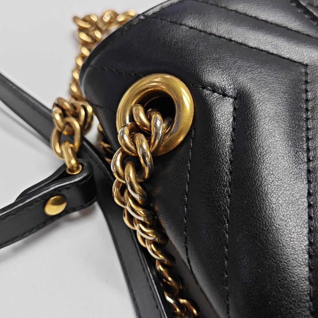 GG Marmont Small Quilted Calfskin Black