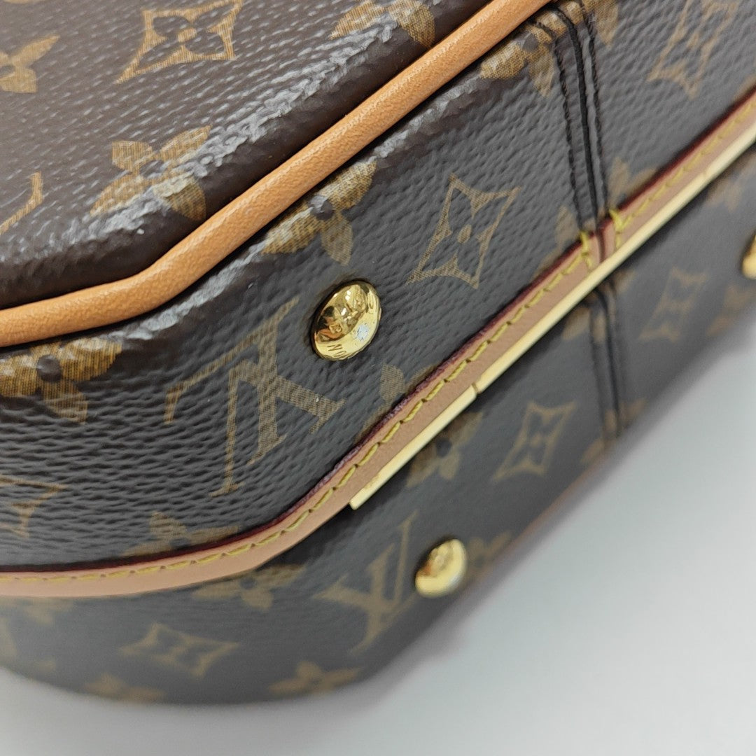 BOITE CHAPEAU PM Monogram Coated Canvas Brown
