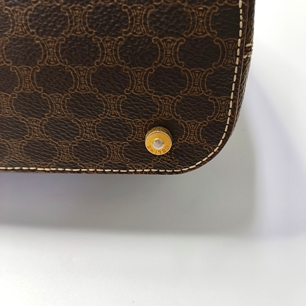 Coated Canvas Brown